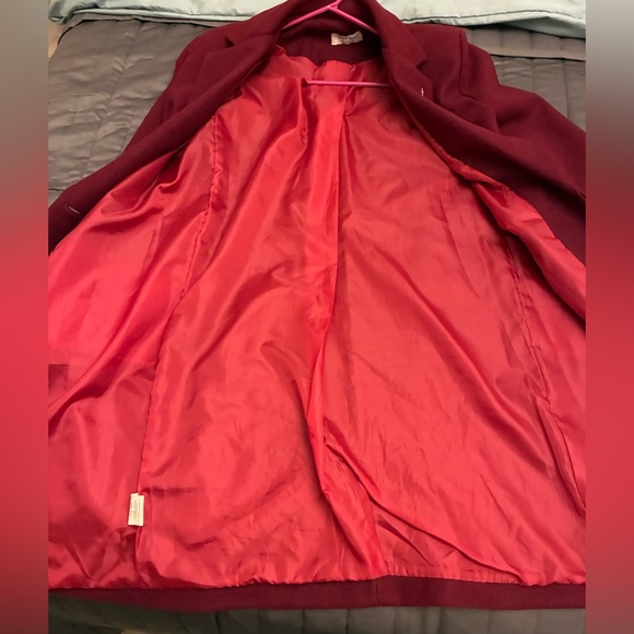 Women's Maroon Coat - Picture 12 of 12